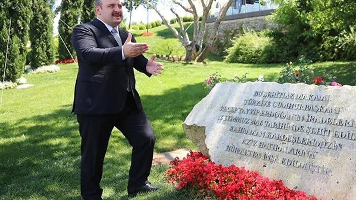 Bakan Varank, 15 Temmuz şehidi ağabeyini anlattı