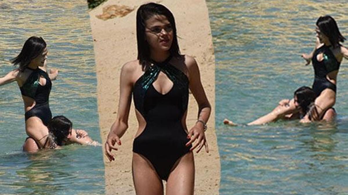 Aslıhan Karalar arkadaşının omzuna çıktı