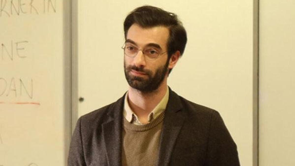 İlker Kaleli kimdir? Kaleli’nin hayatı ve eğitimi merak edildi! 6 dil bildiği iddia edilen İlker Kaleli kaç dil biliyor?