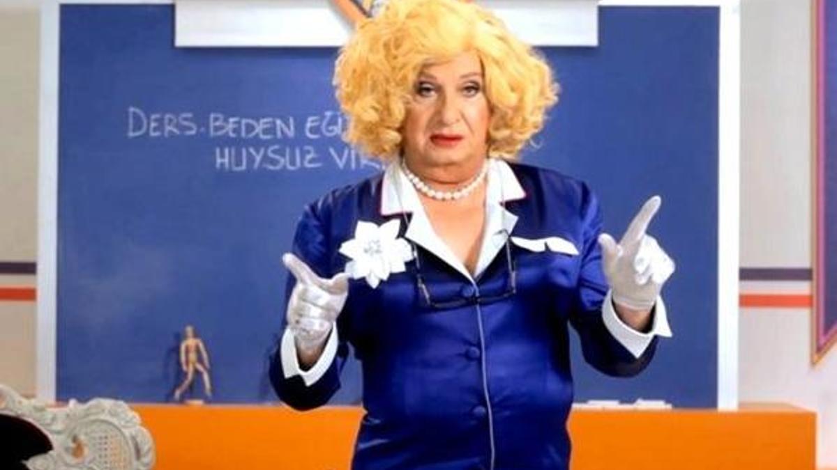 Huysuz Virjin (Seyfi Dursunoğlu) ölüm sebebi ne, hastalığı neydi? Huysuz Virjin kimdir, nereli? Huysuz Virjin’in hayatı ve vasiyeti