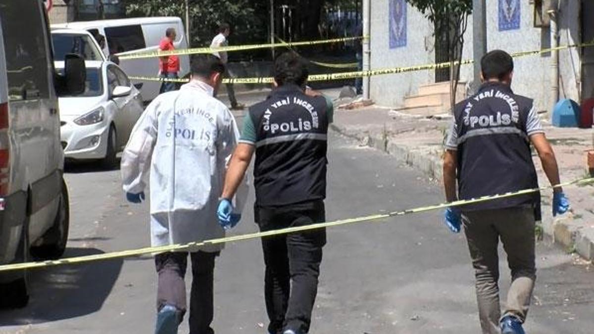 Bağcılar'da silahlı saldırı! Acı haberi valilik duyurdu: 1 şehit