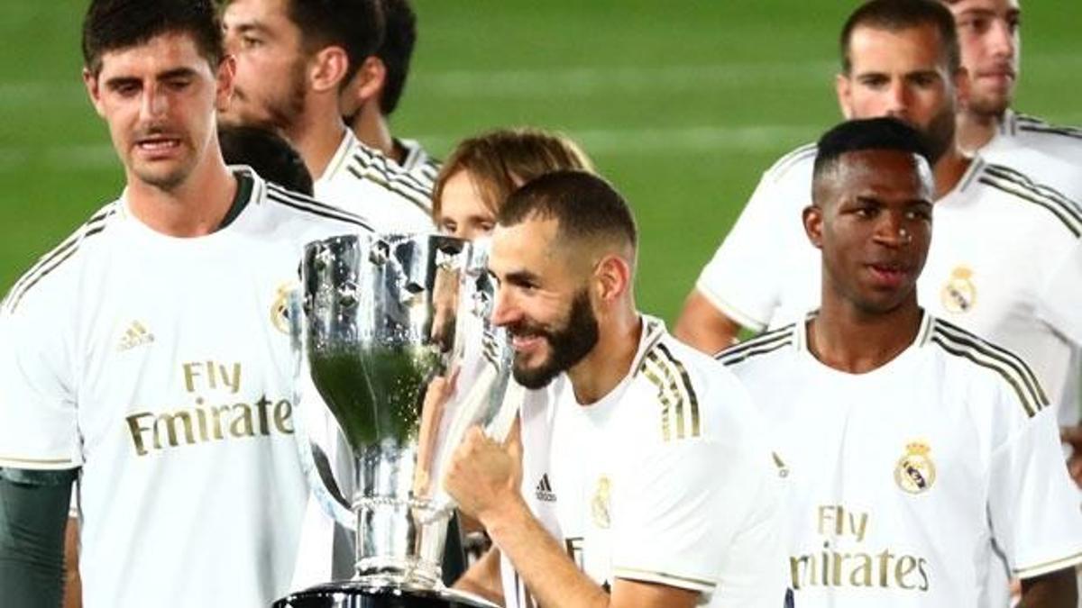 Real Madrid'in yıldızı Benzema'dan Büyükşehir Belediye Erzurumspor paylaşımı
