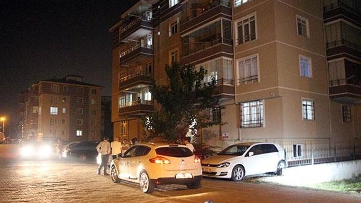 Anne ve bebeği 5'inci kat  balkonundan düşerek öldü