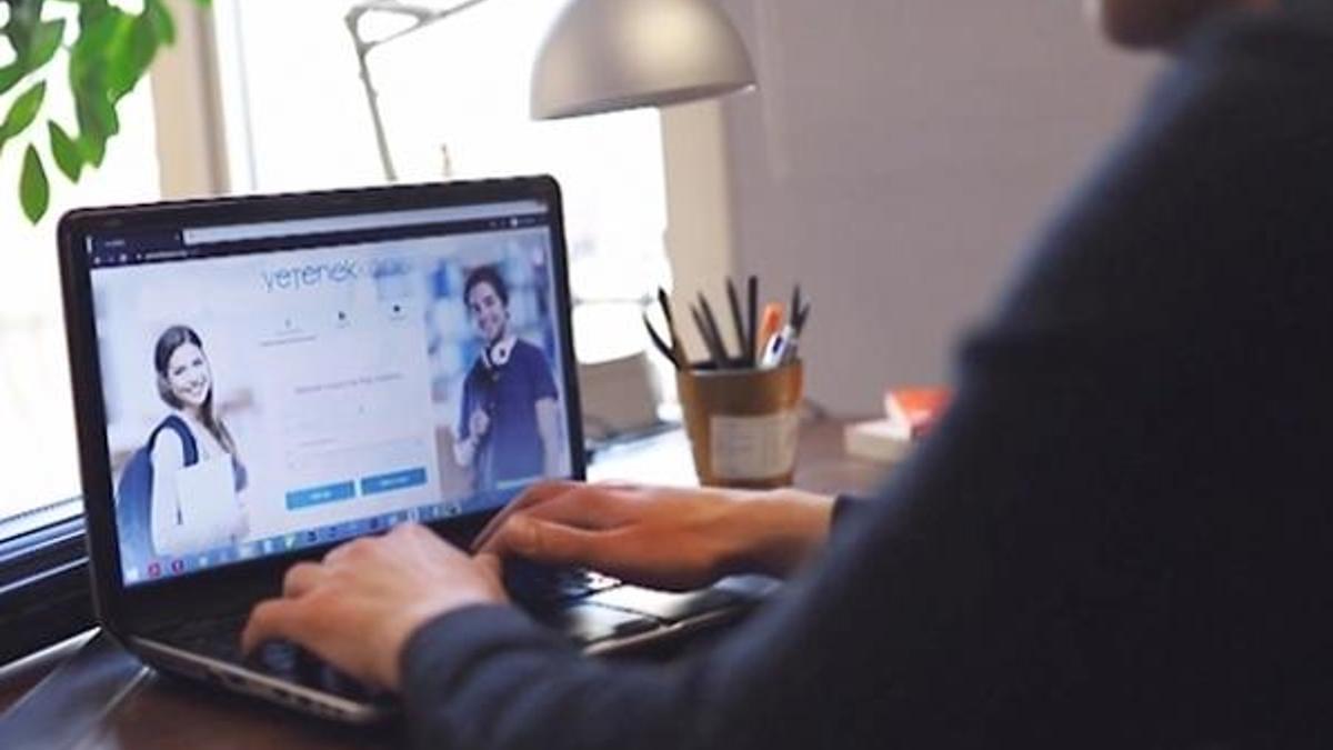 Yetenek kapısı nedir? Yetenek kapısı platformuna kimler başvuru yapabilecek? Yetenek kapısı kariyer platformu giriş ve staj seferberliği 2020