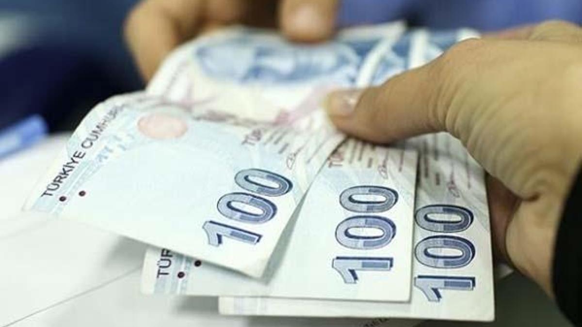 1975 doğumlu, sigorta girişi 1993, iş günü 2700 olan 1 çocuklu kişi en erken ne zaman emekli olur?