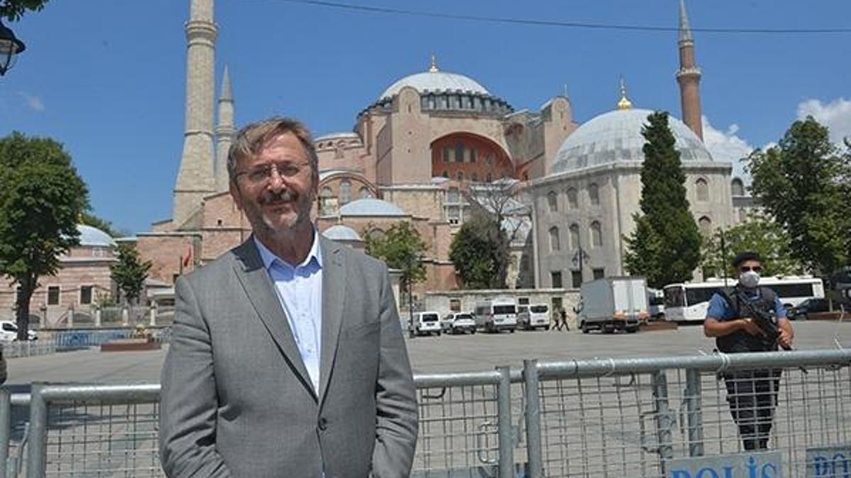 'Ayasofya'da kayıp eserler var' iddialarına yanıt