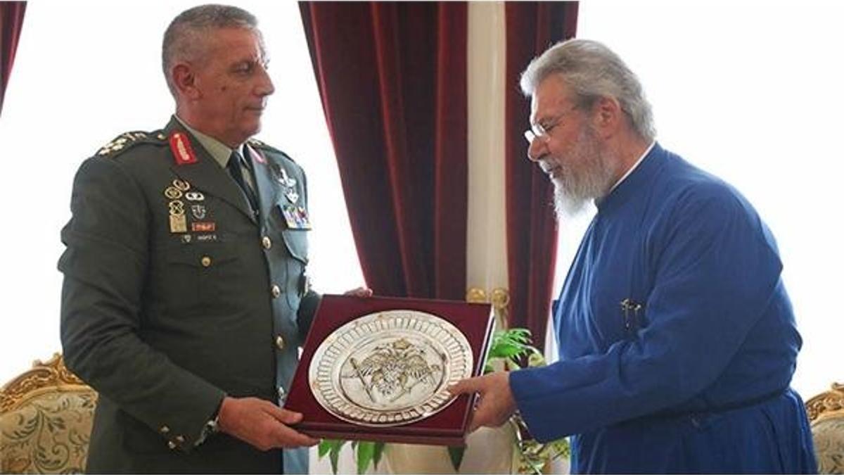 Türkiye NAVTEX ilan etti, Yunanistan Genelkurmay Başkanı ülkesine döndü