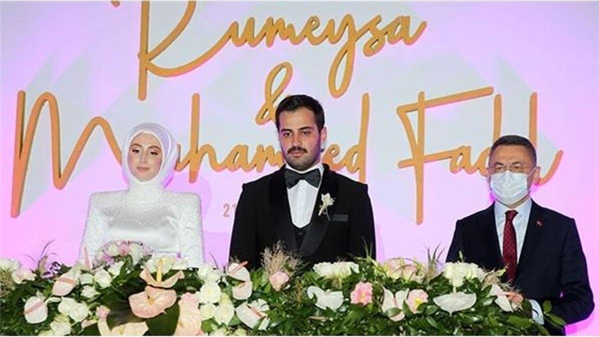 Cumhurbaşkanı Yardımcısı Oktay nikah şahitliği yaptı