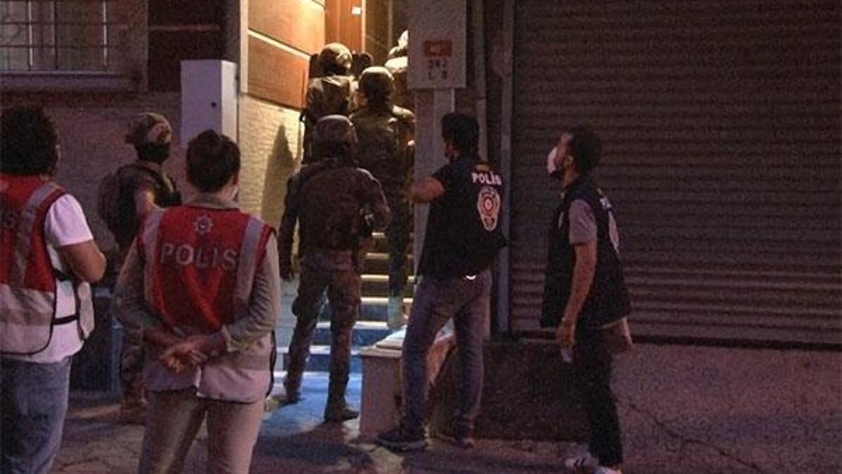 İstanbul’da eş zamanlı operasyon! Çok sayıda...