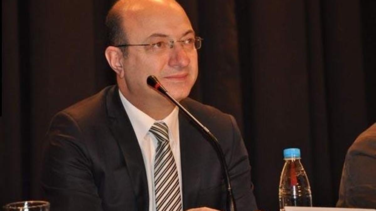 İlhan Cihaner CHP Genel Başkanlığı'na adaylığını açıkladı