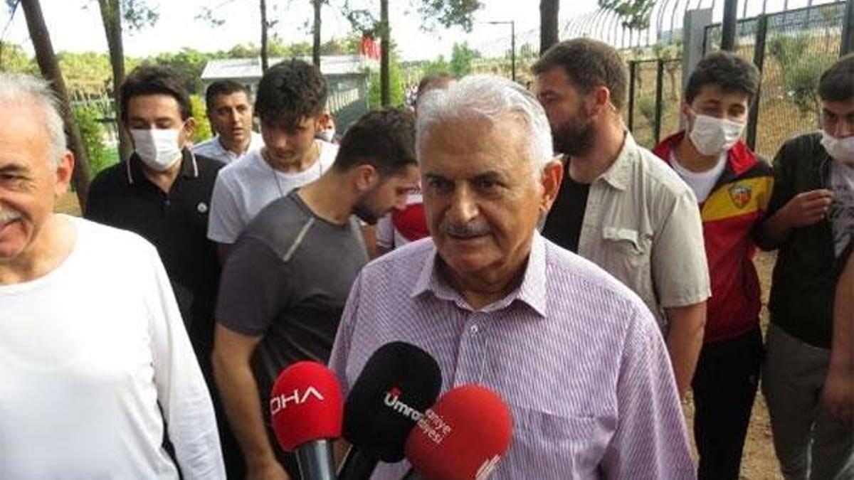 Binali Yıldırım: Ayasofya'nın tekrar ibadete açılması bütün İslam alemi için önemli bir karar