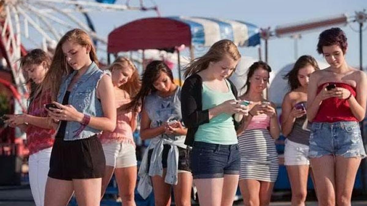 Geleceğe Z kuşağı yön verecek: Gençler şeffaf iletişim bekliyor