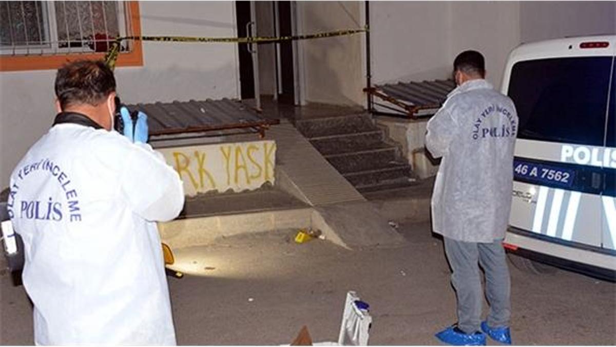 Gece yarısı dehşet! Eşinin eski erkek arkadaşını vurdu
