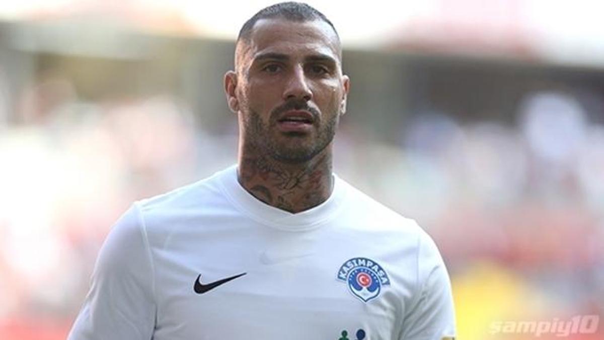 Kasımpaşa'da Ricardo Quaresma ile yollar ayrıldı