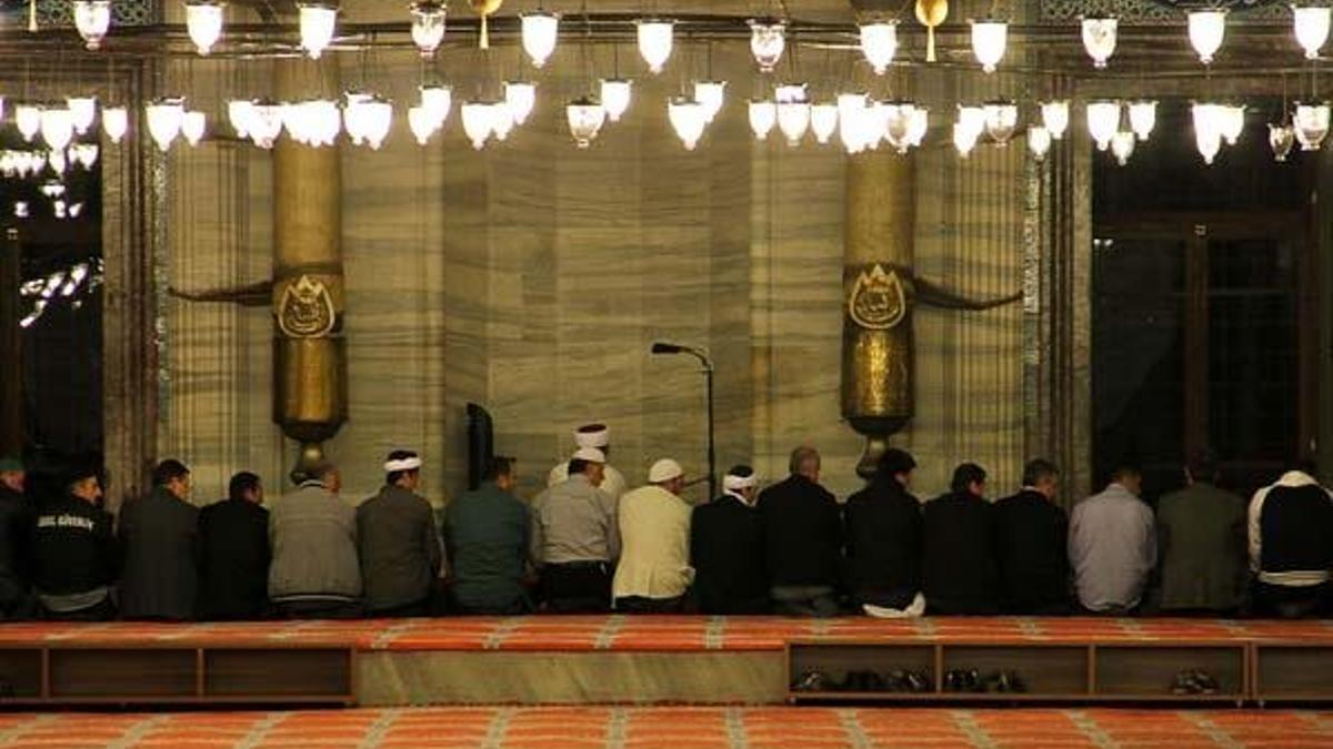 Teşrik tekbiri hangi zamanlarda söylenir? Teşrik tekbiri farzdan sonra mı getirilir? Kurban Bayramı Teşrik tekbirleri...