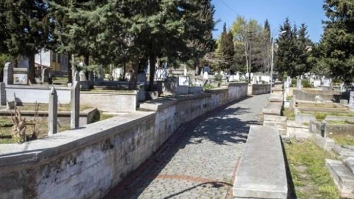 Mezarlık ziyareti bayramda yasak mı? Bayramda mezar ziyareti yasak olan iller…