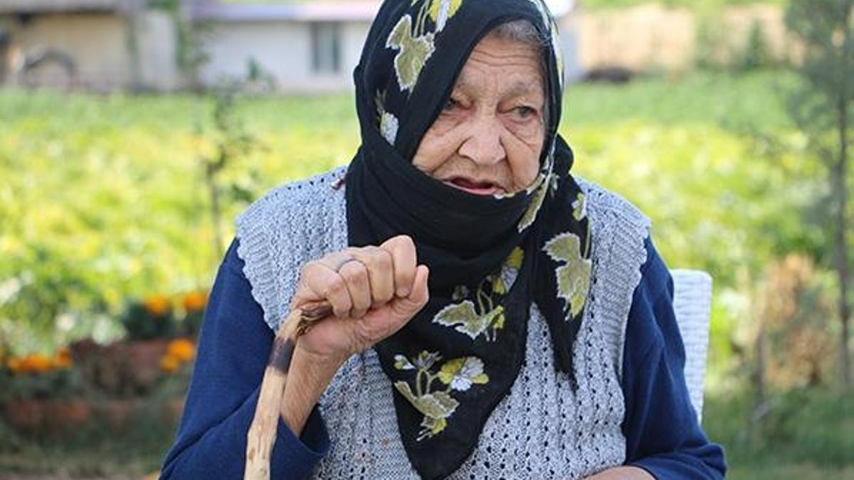 100 yaşındaki Rukkiye Nine, uzun yaşamın sırrını anlattı