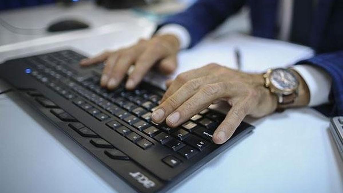 Milyonlarca memuru ilgilendiriyor! Kamuda yeni dönem