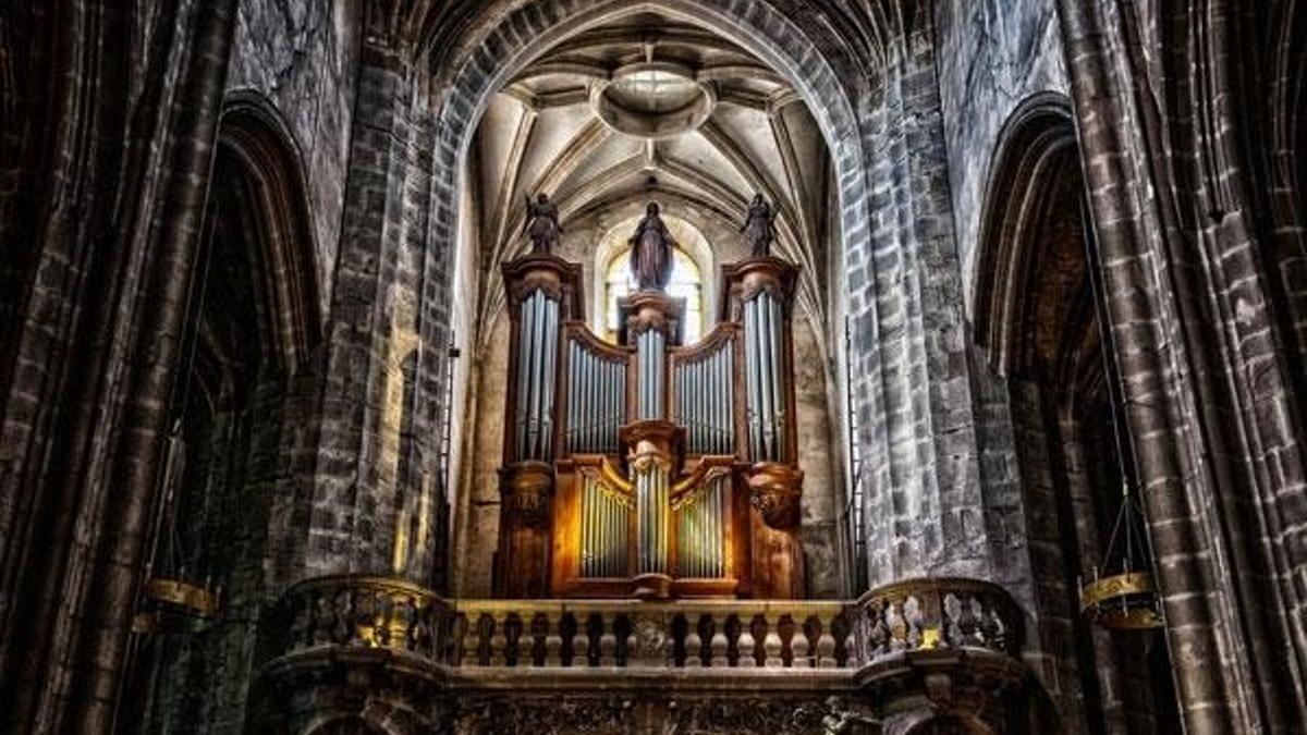 Notre Dame Katedrali’nin devasa orgu 4 yılda temizlenecek
