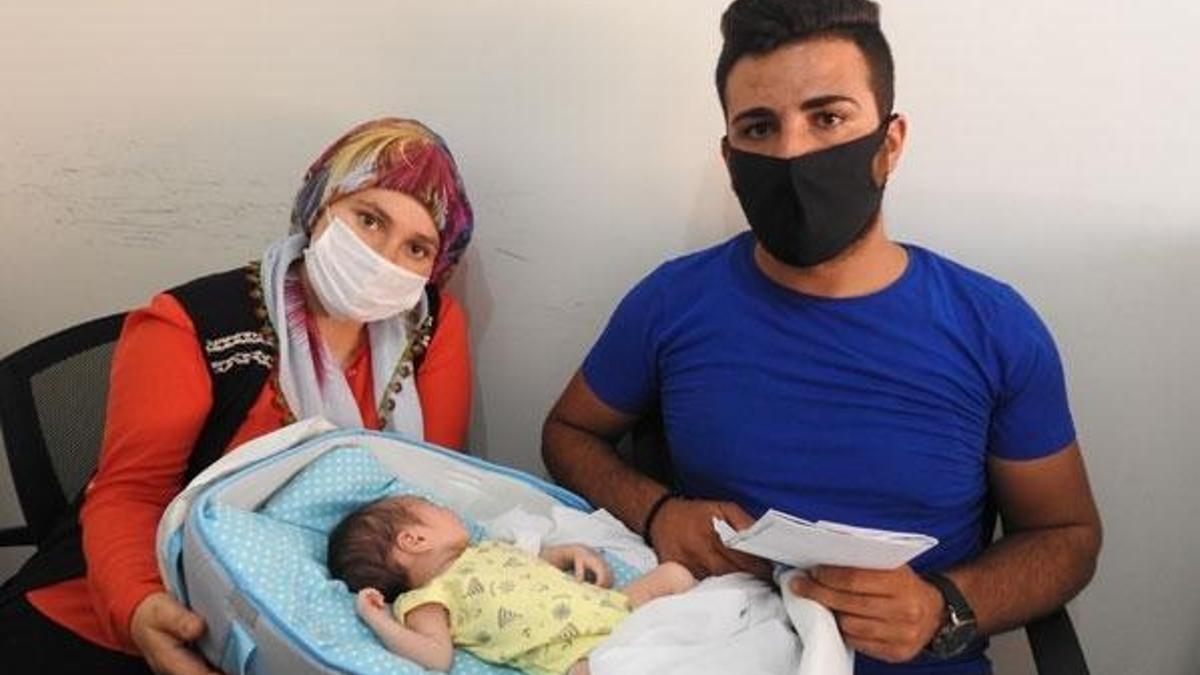 Hayatlarının şokunu yaşadılar! Erkek bebek evde kız çıktı