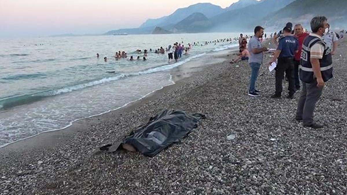 Tatilinin son günü boğuldu: 'Cenaze çıkmış herkes hala denize giriyor'