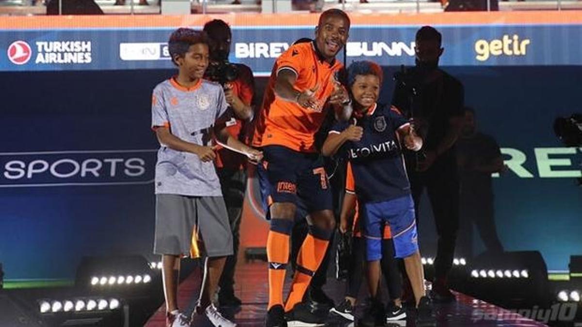 Başakşehir, Robinho ile yollarını ayırdığını açıkladı...