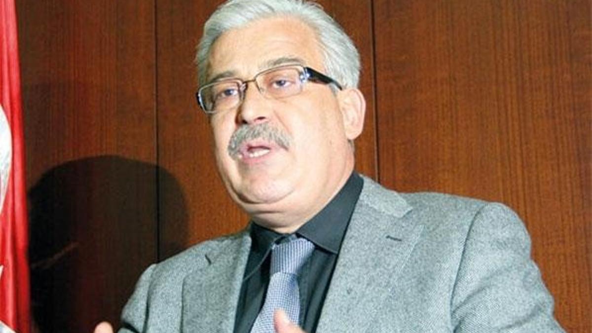 Eski rektöre hayali ameliyat soruşturması