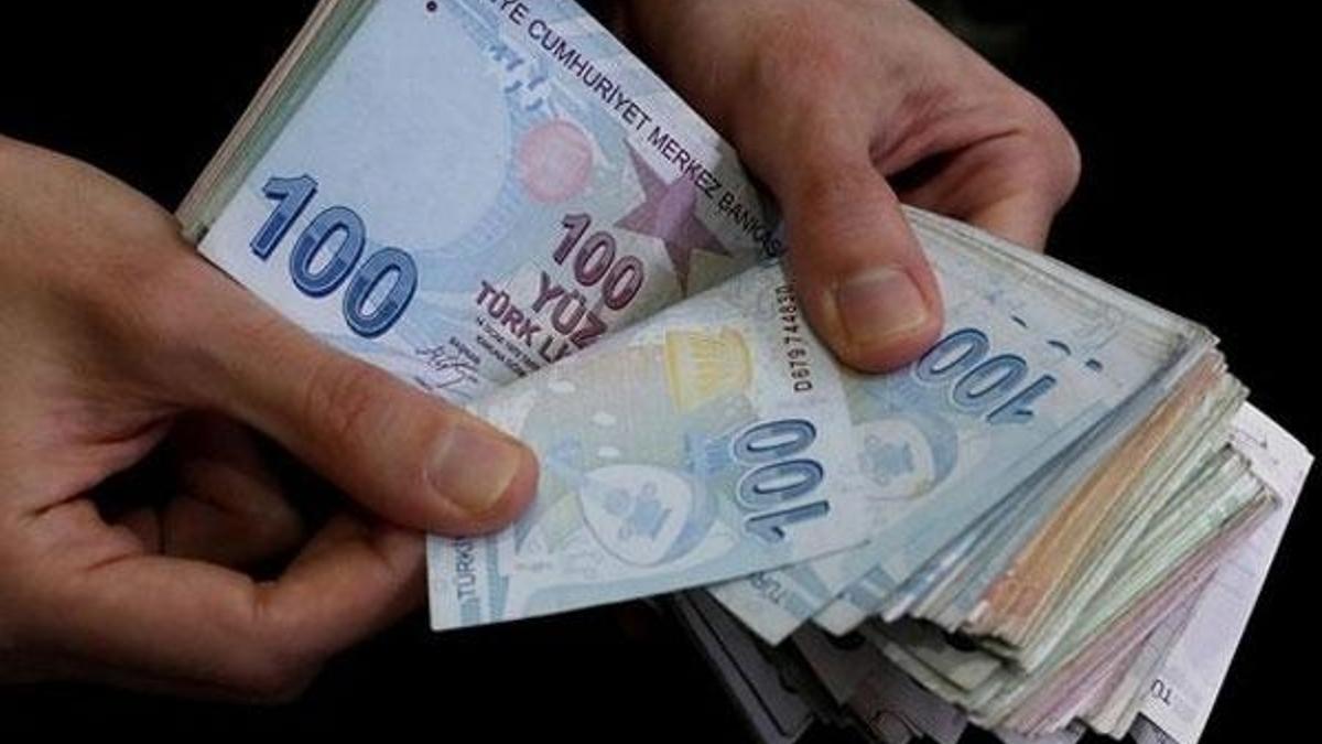 ‘TL cazip olacak kur dengelenecek’