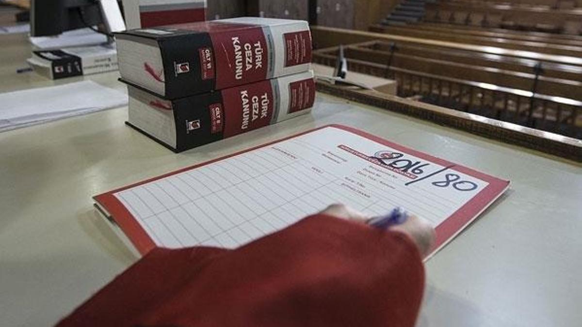Milyonlarca çalışanı ilgilendiren karar! Hakarete uğrayan işçiye çifte tazminat