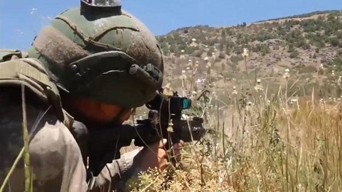 Pençe- Kaplan Operasyonu bölgesinde çatışma; 1 şehit, 2 yaralı