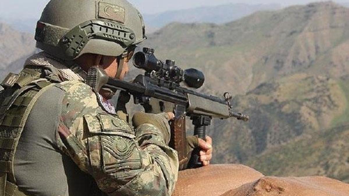 Irak'ın kuzeyinde 2 PKK'lı terörist etkisiz hale getirildi