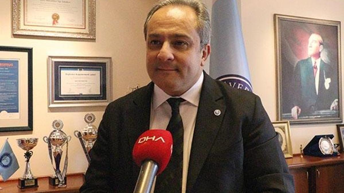 Hıçkırık yeni corona virüs belirtisi mi? Bilim Kurulu üyesi İlhan açıkladı