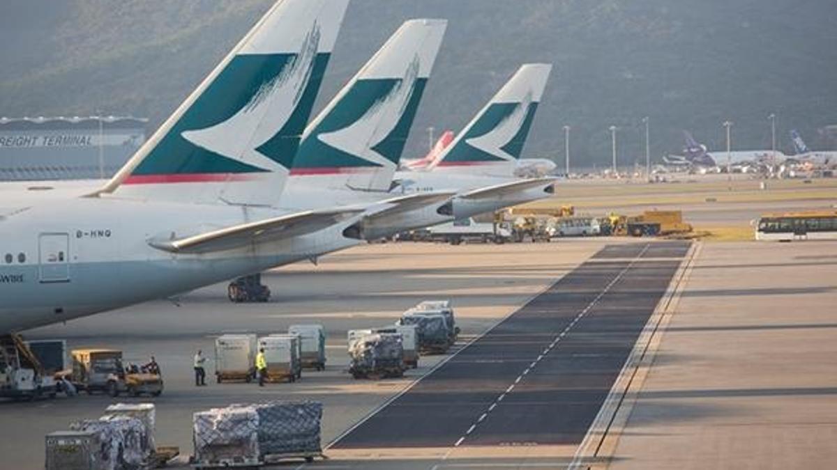 Cathay Pacific’in zararı 1 milyar doları geçti