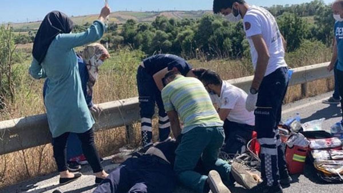 Arnavutköy'de iki araç kafa kafaya çarpıştı! Çok sayıda...