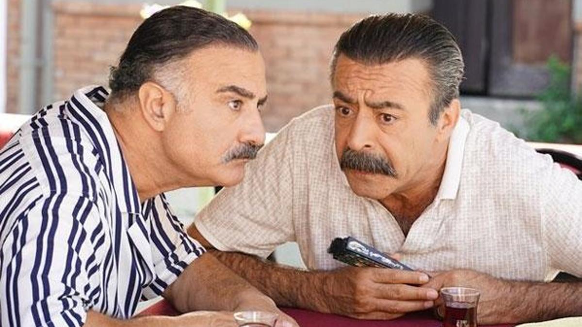 Arif ve Zekeriya köşeye sıkıştı! Eşleri gerçekleri öğrenecek mi?
