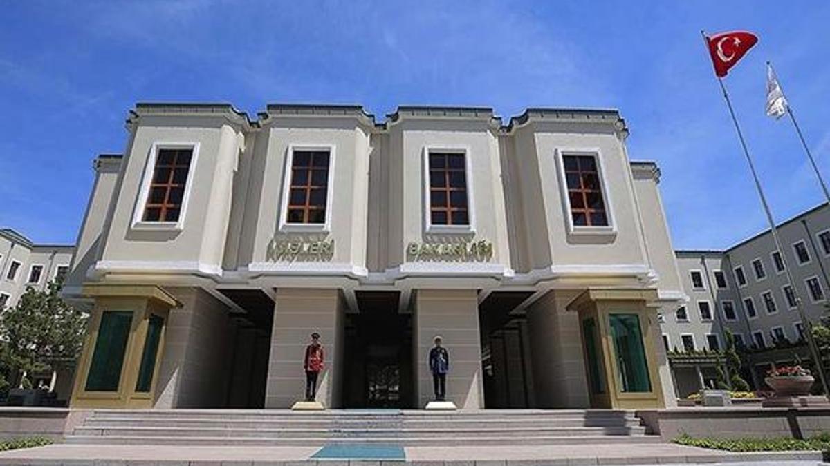 İçişleri Bakanlığı duyurdu! 5 PKK'lı terörist daha teslim oldu