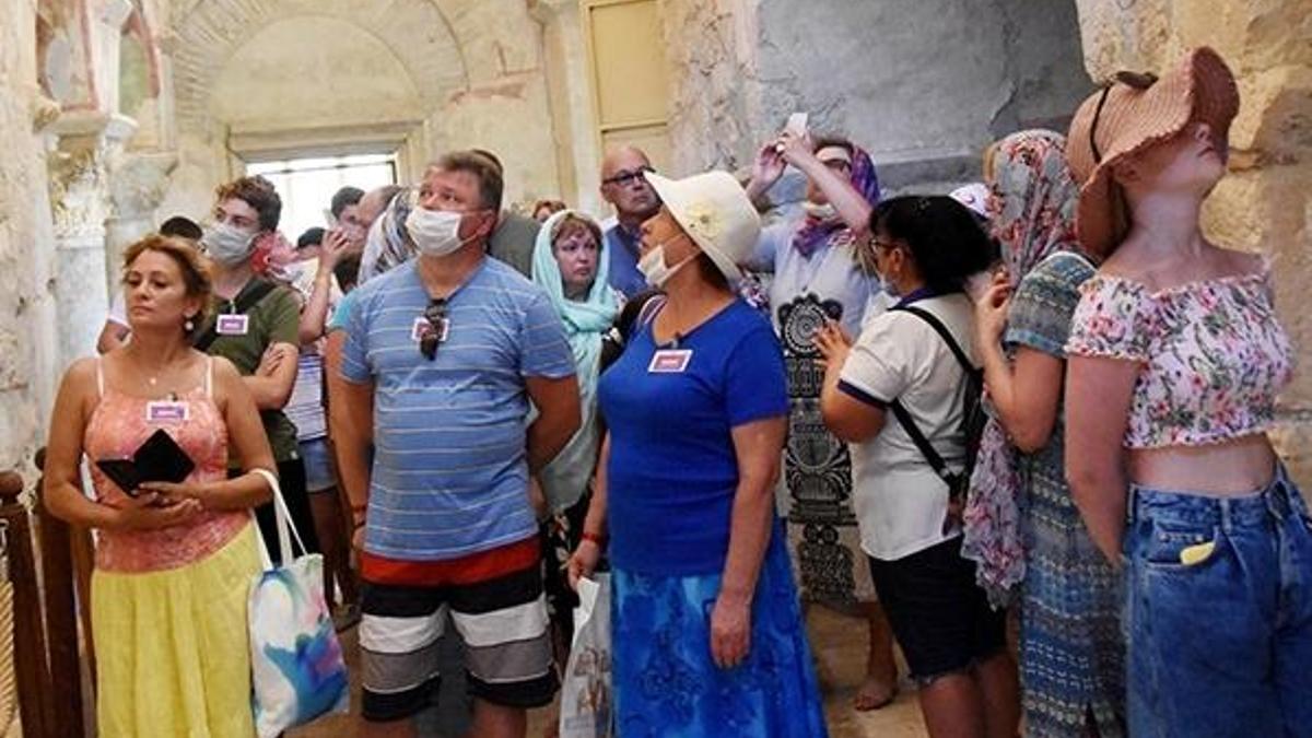 Demre'ye Rus turist akını başladı