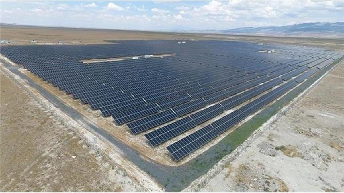 Türkiye'nin güneş enerjisi üretim üssü açılıyor