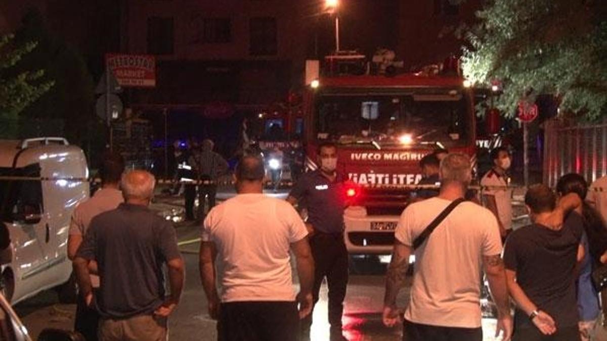 Markette şiddetli patlama! Çok sayıda ekip...