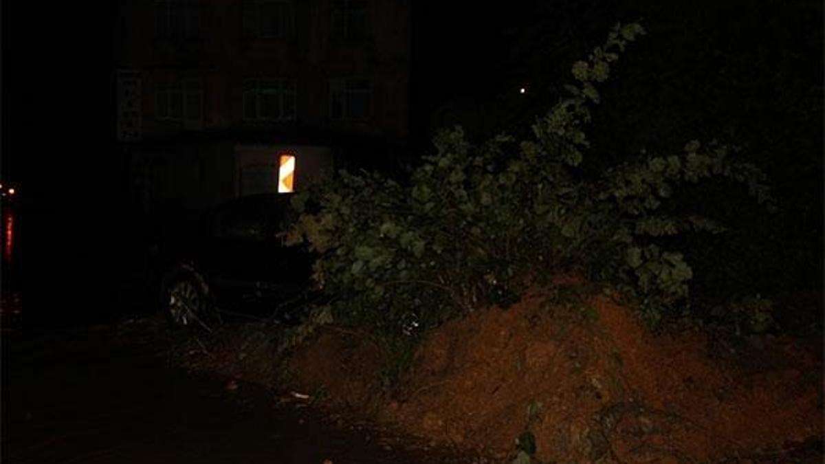 Rize'de heyelan tehlikesi! Tahliye edildi