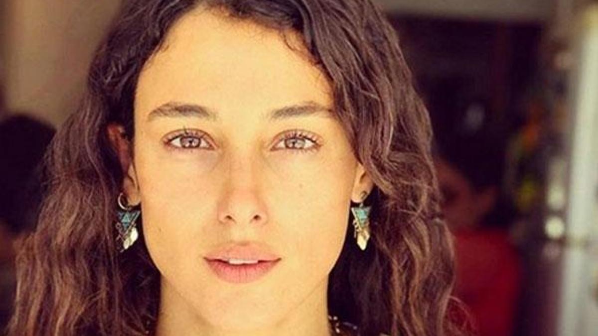 Oyuncu Cansu Tosun'un babaannesi corona virüse yakalandı