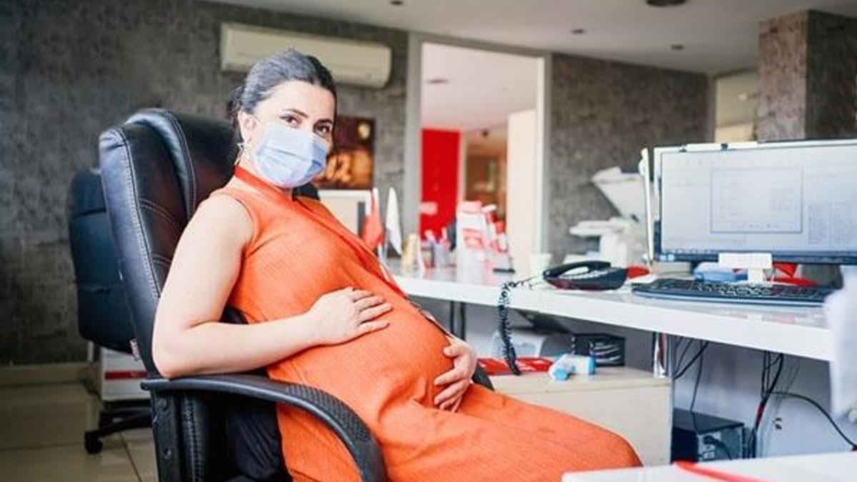 Emziren anneler ve hamileler idari izinli mi? Kamuda esnek çalışma genelgesi!