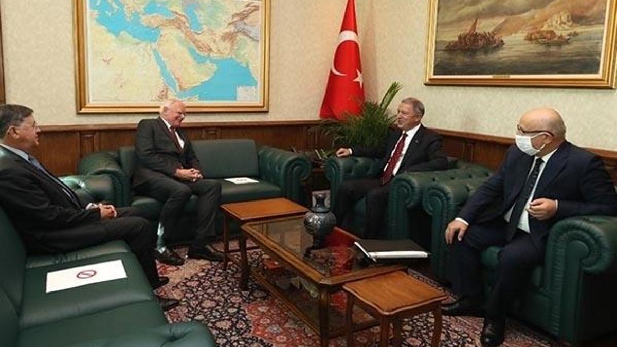 Bakan Akar, Jeffrey ve Satterfield'i kabul etti