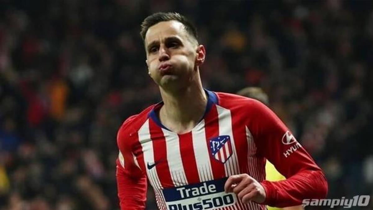 Beşiktaş, Nikola Kalinic'i bekliyor