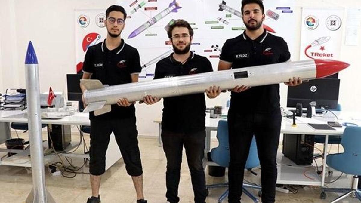 Tasarladıkları roketlerle TEKNOFEST'te yarışacaklar