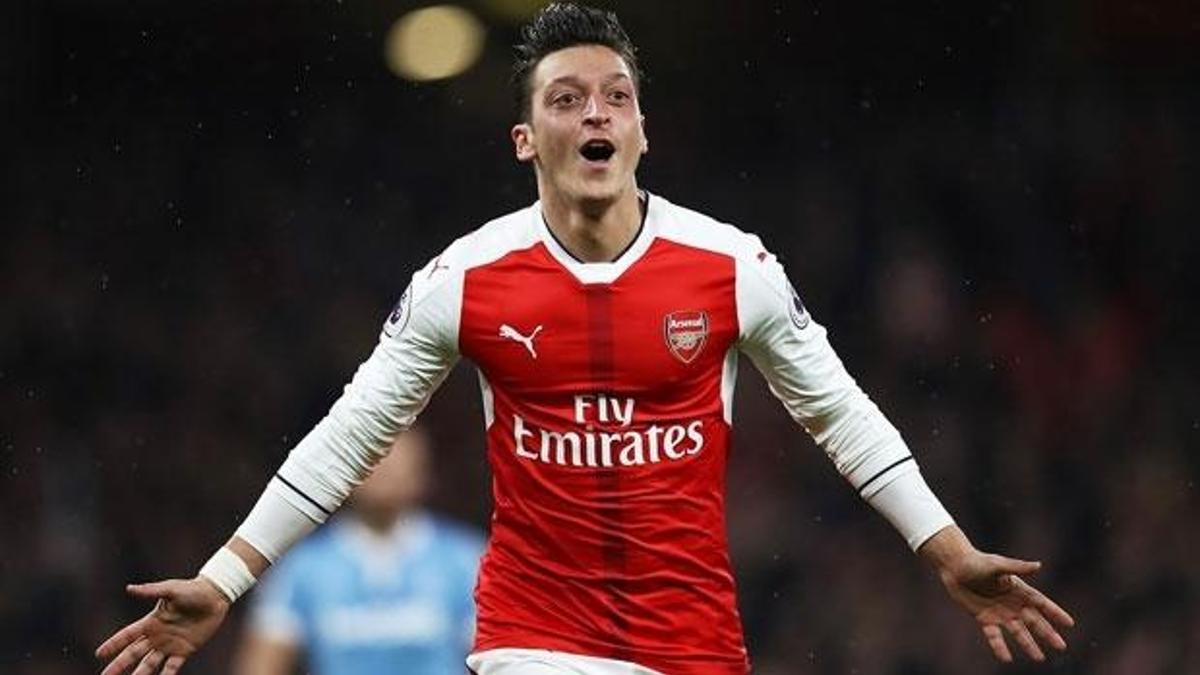 Suudilerden Mesut Özil'e çılgın teklif!
