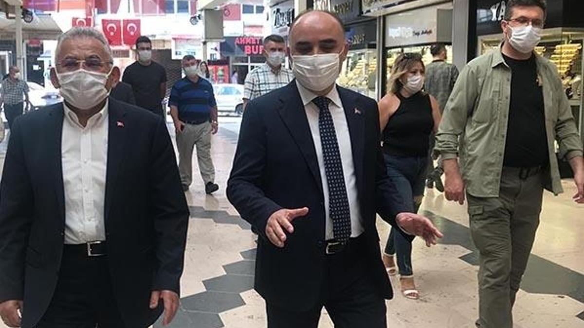 80 yaşındaki corona virüs hastası 72 saatte 5 düğüne gitmiş!