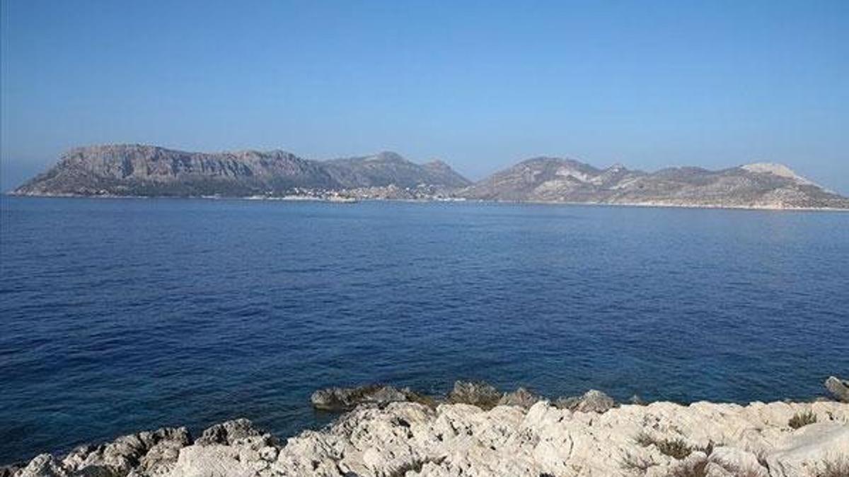 Yunanistan'ın adımları uluslararası antlaşma ve hukuka aykırı