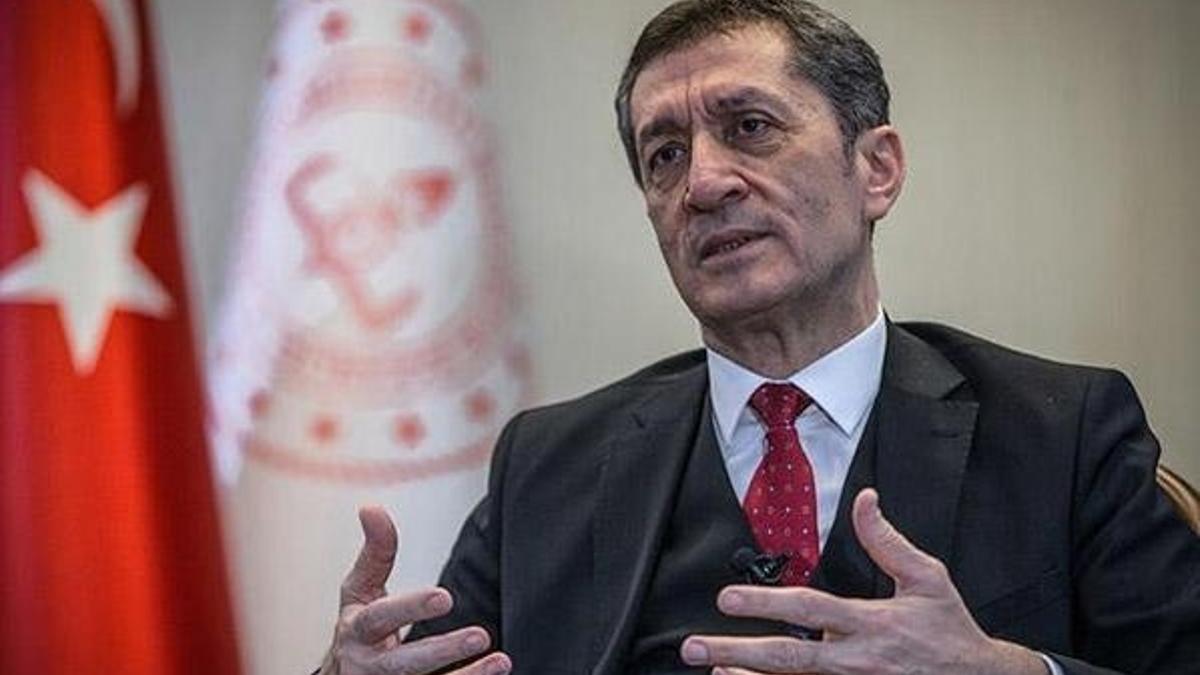 Milli Eğitim Bakanı Selçuk'tan imam hatiplilerle ilgili sözlere tepki