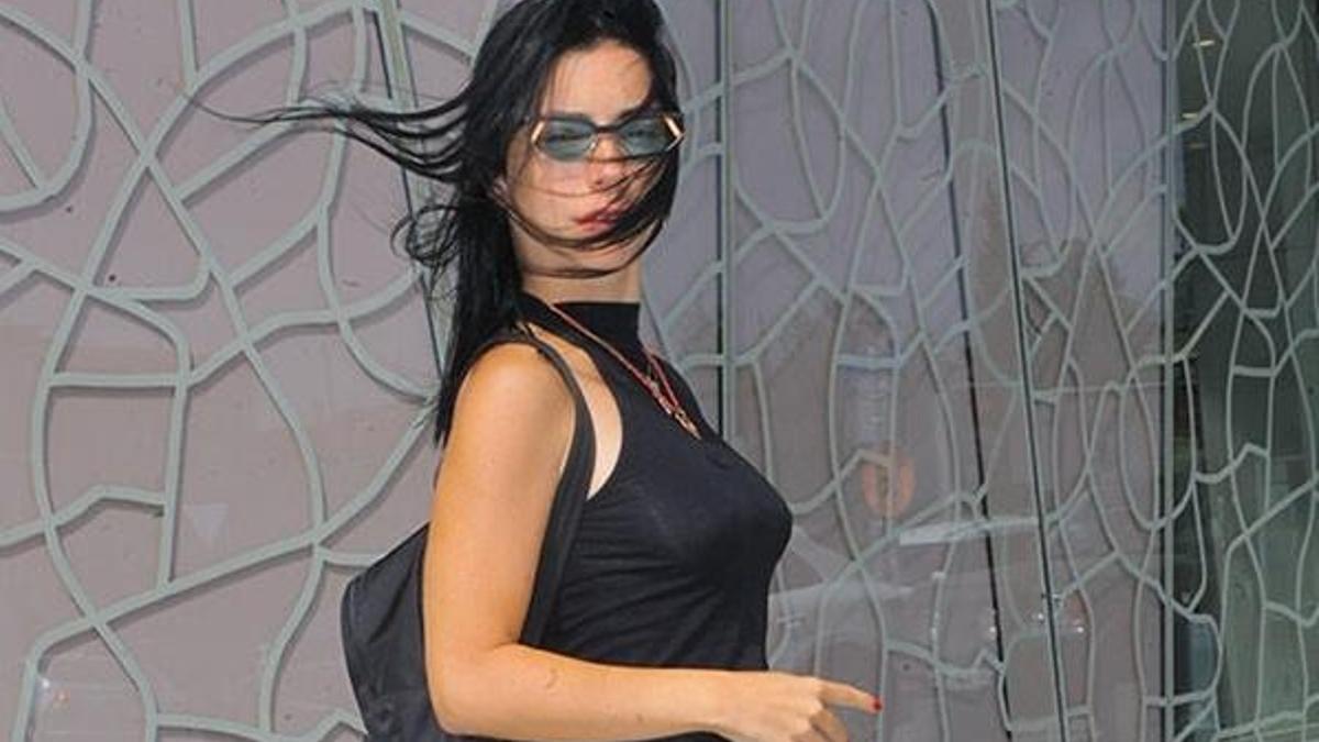 Merve Boluğur: Şu sıralar yoğun bir dönemden geçiyorum